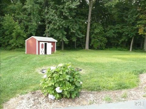 820 Steiner, Monroe, MI 48162 photo 2