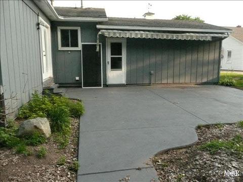 820 Steiner, Monroe, MI 48162 photo 4