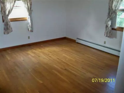 1000 Evanston, Jackson, MI 49202 photo 2