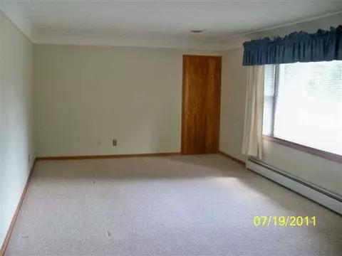 1000 Evanston, Jackson, MI 49202 photo 5
