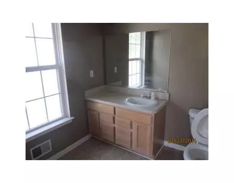 235 Baptiste, Monroe, MI 48162 photo 7