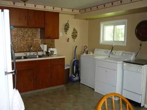 5319 Renfrew, Jackson, MI 49201 photo 11