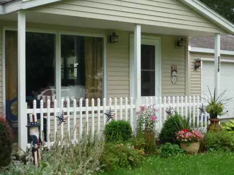 5319 Renfrew, Jackson, MI 49201 photo 1