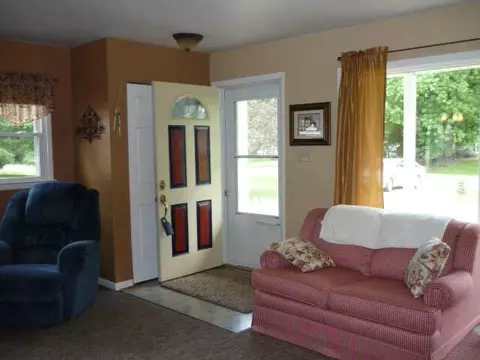 5319 Renfrew, Jackson, MI 49201 photo 3