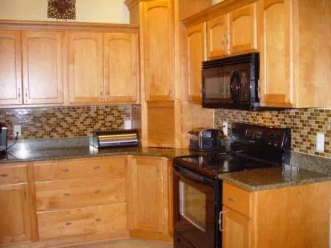 828 Tanglewood, Jackson, MI 49203 photo 5