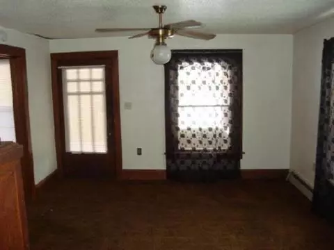 224 N Webster, Jackson, MI 49202 photo 2