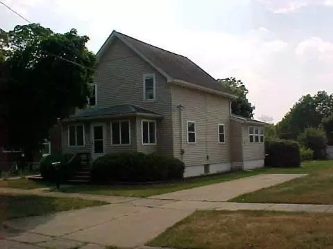 1326 Locust, Jackson, MI 49203 photo 1