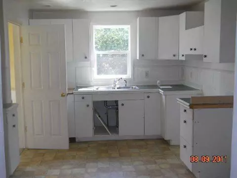 701 Orange #ORANGE, Jackson, MI 49202 photo 3