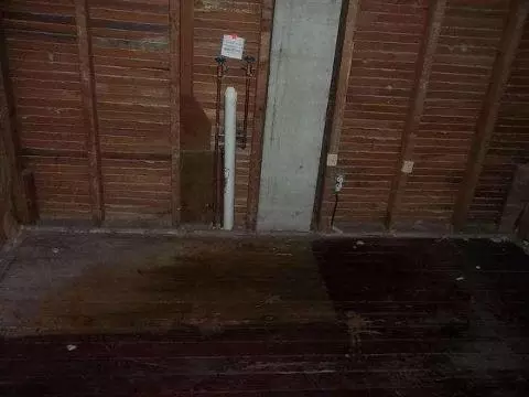 916 Whitney, Jackson, MI 49202 photo 3