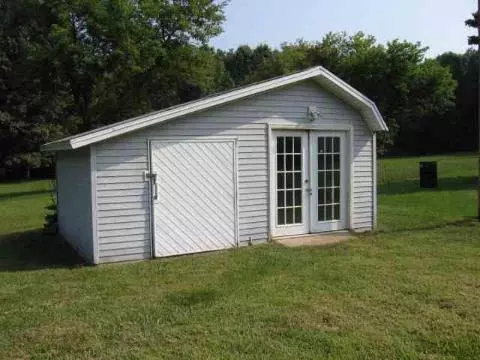 1667 N Sutton, Jackson, MI 49201 photo 3