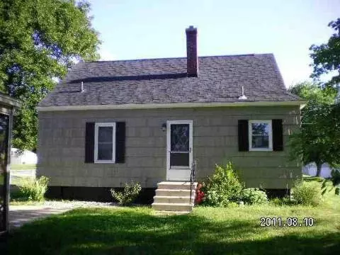 423 Peacock, Jackson, MI 49202 photo 6