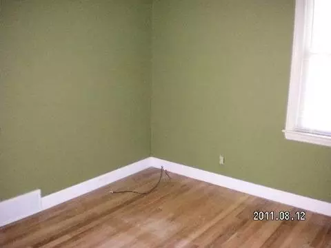 423 Peacock, Jackson, MI 49202 photo 4