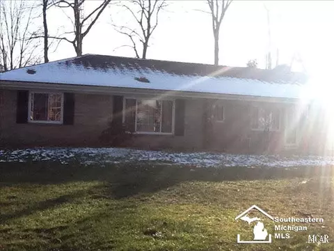 1181 Borg, Temperance, MI 48182 photo 4