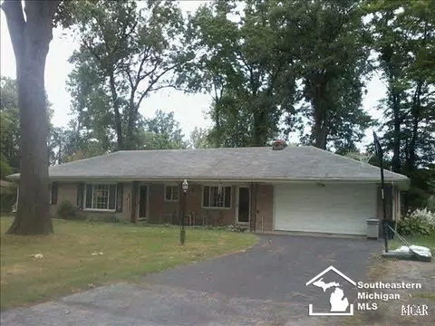 1181 Borg, Temperance, MI 48182 photo 3