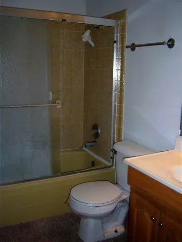 5902 S Jackson, Jackson, MI 49201 photo 9