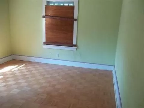 807 Third, Jackson, MI 49203 photo 2