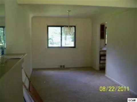 209 Maple, Tecumseh, MI 49286 photo 3