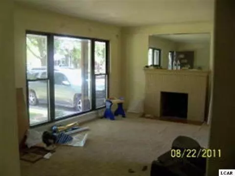 209 Maple, Tecumseh, MI 49286 photo 4