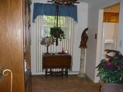 4206 Cantabury, Jackson, MI 49203 photo 3