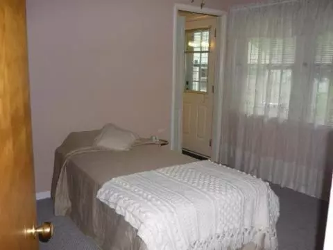 4206 Cantabury, Jackson, MI 49203 photo 7
