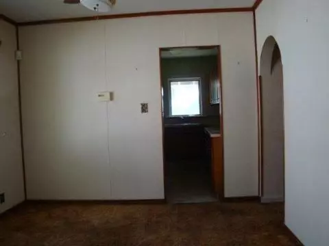 631 Wayne, Jackson, MI 49202 photo 5