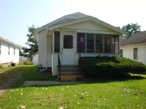 631 Wayne, Jackson, MI 49202 photo 1