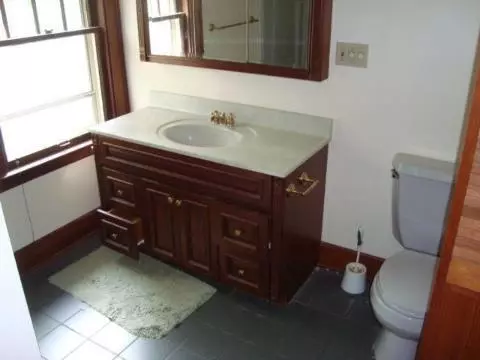 521 Heyser, Jackson, MI 49203 photo 11