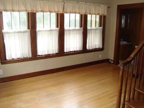 521 Heyser, Jackson, MI 49203 photo 6