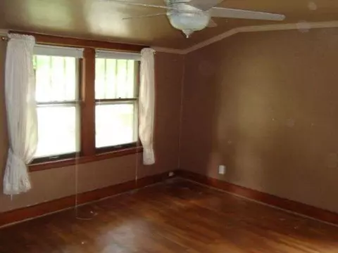 521 Heyser, Jackson, MI 49203 photo 9