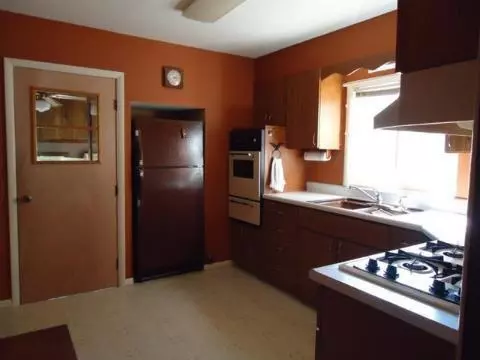 2939 Marion, Jackson, MI 49201 photo 5
