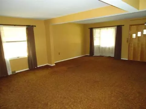 2939 Marion, Jackson, MI 49201 photo 3