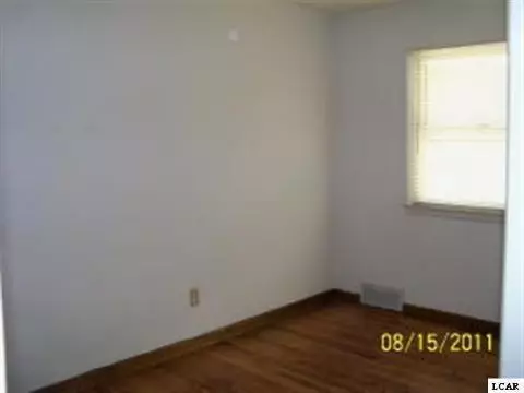 706 Seneca, Tecumseh, MI 49286 photo 4