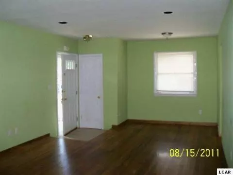 706 Seneca, Tecumseh, MI 49286 photo 3