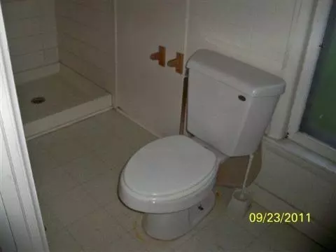 705 First, Jackson, MI 49203 photo 4