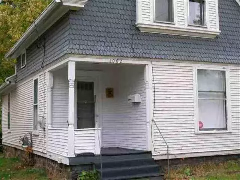 1002 S Jackson, Jackson, MI 49203 photo 1