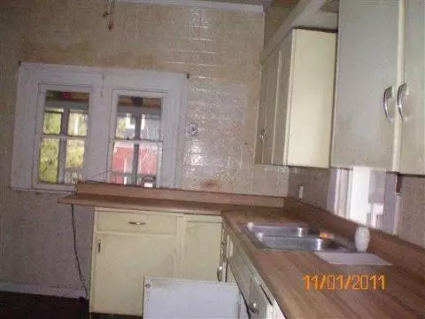 1100 Williams, Jackson, MI 49203 photo 11