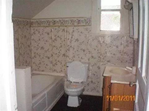 1100 Williams, Jackson, MI 49203 photo 12