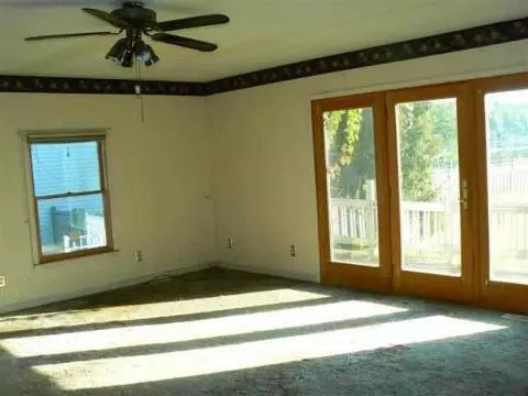 4501 Donnelly, Jackson, MI 49201 photo 3