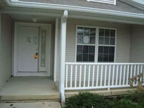 852 E Barrington, Jackson, MI 49203 photo 1