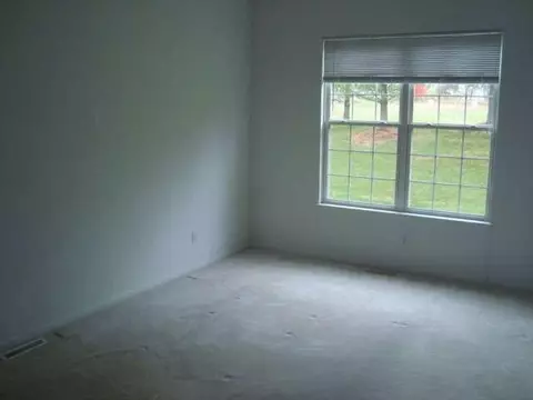 852 E Barrington, Jackson, MI 49203 photo 6