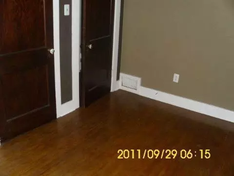 736 Loomis, Jackson, MI 49202 photo 12