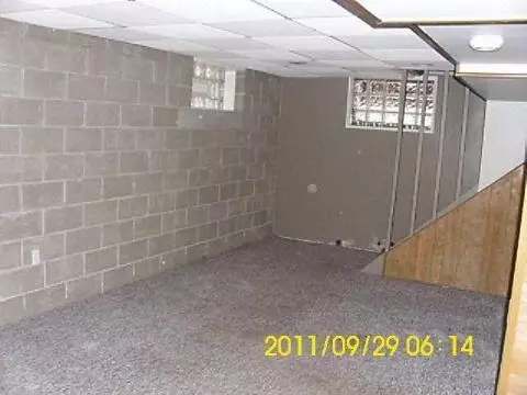 736 Loomis, Jackson, MI 49202 photo 9
