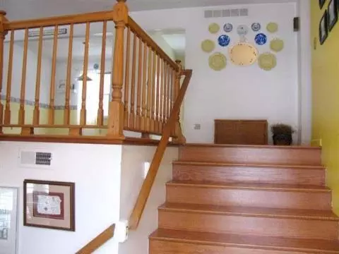 6970 Surrey, Jackson, MI 49201 photo 3