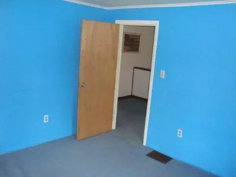 247 E Porter, Jackson, MI 49202 photo 7