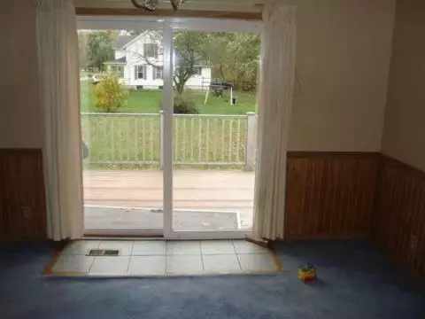 247 E Porter, Jackson, MI 49202 photo 5