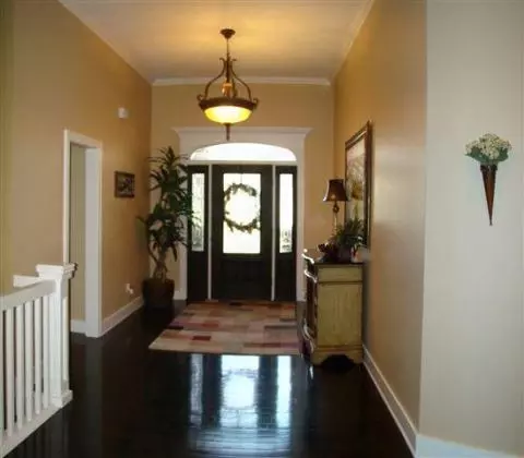 6041 Carriage, Jackson, MI 49203 photo 2