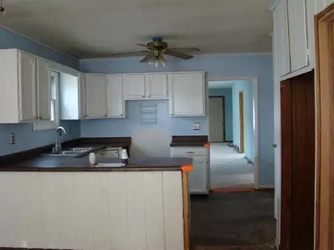811 Helena, Jackson, MI 49203 photo 6