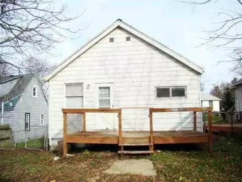 811 Helena, Jackson, MI 49203 photo 2