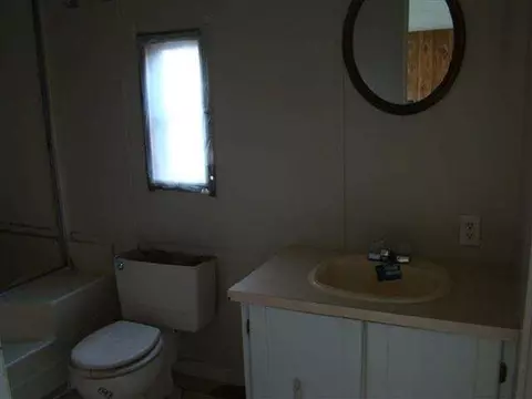 1013 Henry, Jackson, MI 49201 photo 7