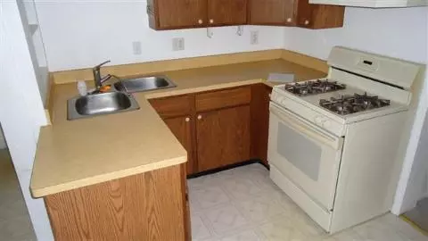 116 Hackett, Jackson, MI 49201 photo 6